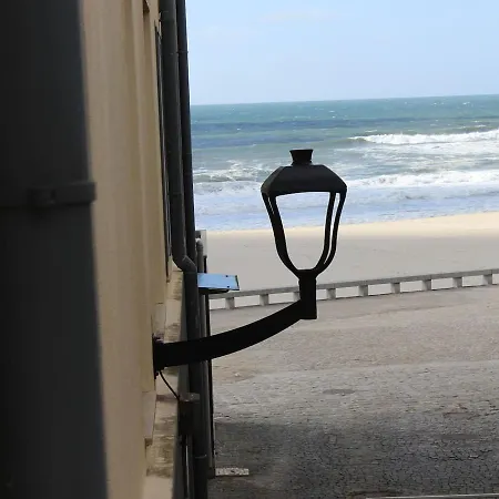 Praia Da A Vista Apartment *
